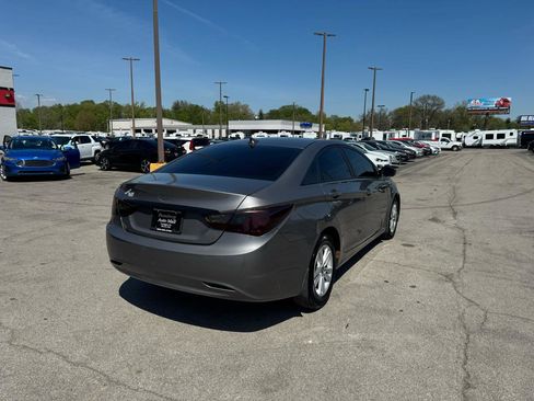 Used 2013 Hyundai Sonata GLS w/ Popular Equipment Pkg image 3