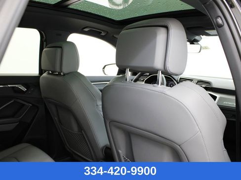 New 2025 Audi Q3 2.0T Premium image 19