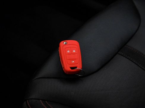 Used 2015 Chevrolet SS image 57