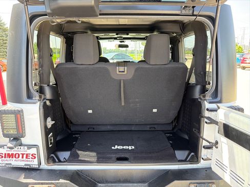 Used 2014 Jeep Wrangler Sport AWD/4WD image 23