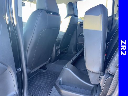 Used 2022 Chevrolet Colorado ZR2 image 14