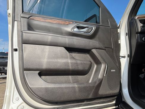 Used 2021 Chevrolet Tahoe Premier w/ Texas Edition image 13