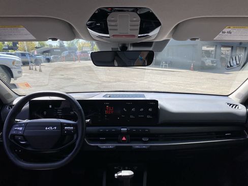 Used 2025 Kia K4 EX FWD image 13