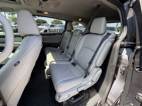 Used 2019 Honda Odyssey EX-L image 30