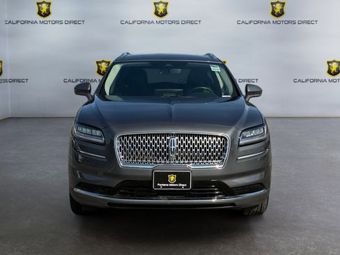 Used 2022 Lincoln Nautilus AWD w/ Premium Package image 8