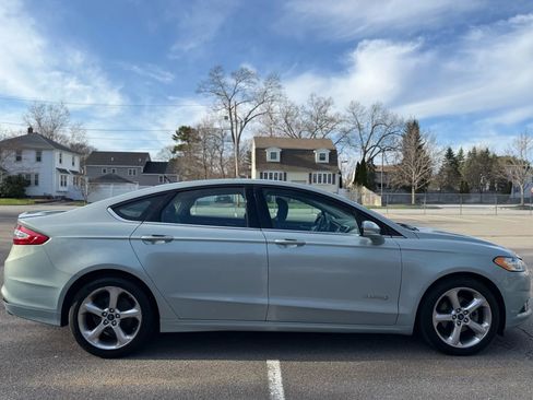 Used 2014 Ford Fusion SE image 11