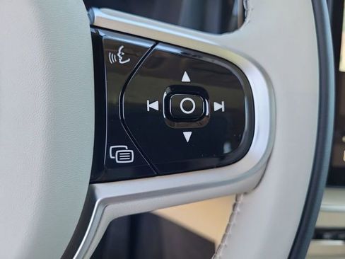 New 2026 Volvo XC60 B5 Ultra w/ Protection Package Premier image 23