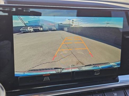 Used 2025 GMC Sierra 1500 SLT image 13