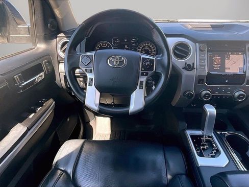 Used 2018 Toyota Tundra Platinum image 12