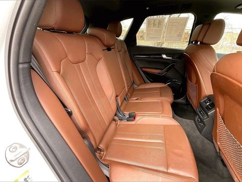 Used 2020 Audi Q5 2.0T Premium Plus w/ Premium Plus Package image 27