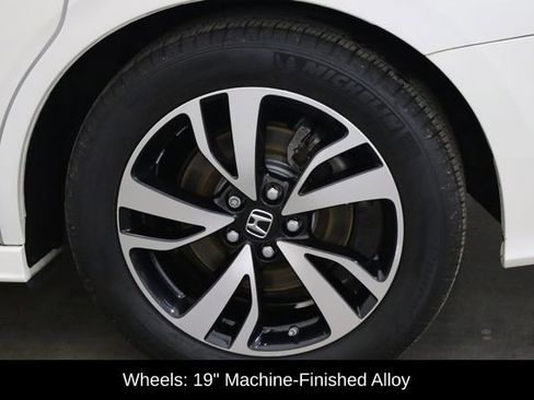 Used 2018 Honda Odyssey Elite image 43