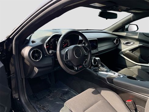 Used 2022 Chevrolet Camaro SS image 9