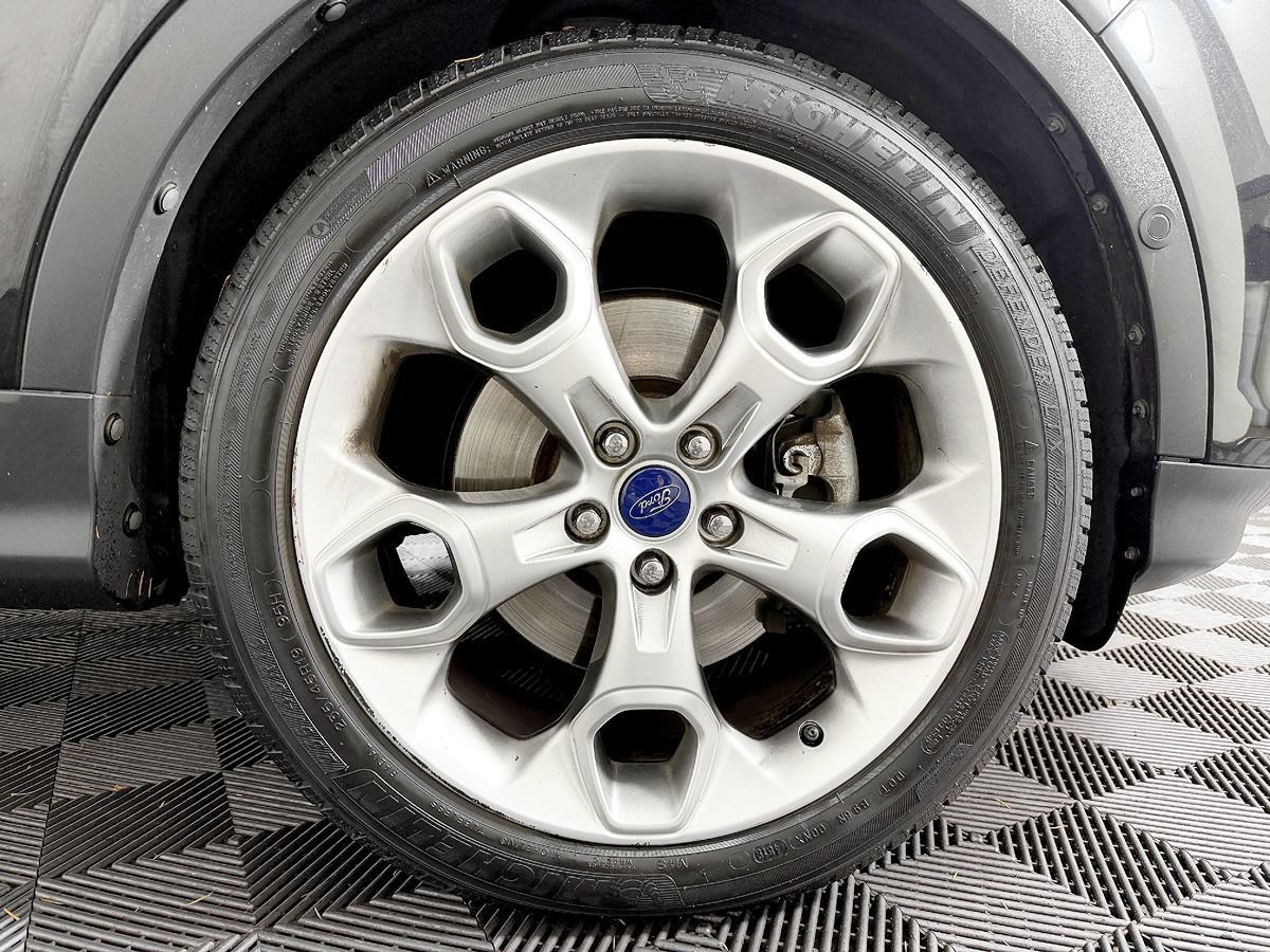 Used 2014 Ford Escape Titanium w/ Equipment Group 401A AWD/4WD image 25