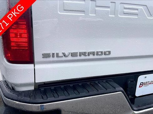 Used 2025 Chevrolet Silverado 2500 LT AWD/4WD image 14