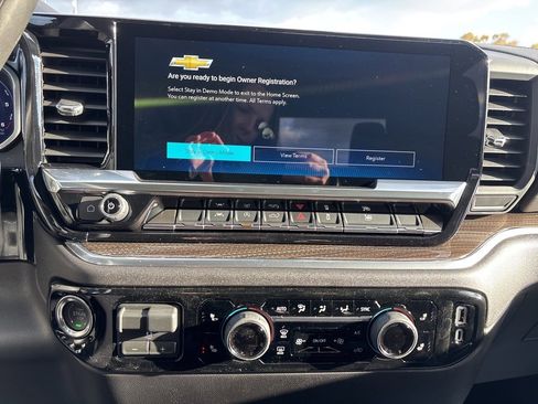 New 2026 Chevrolet Silverado 1500 LT image 17