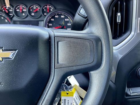 Used 2022 Chevrolet Silverado 1500 Custom AWD/4WD image 29