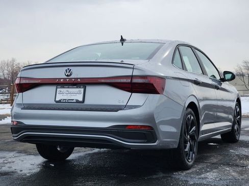 New 2026 Volkswagen Jetta SE image 7