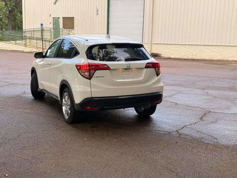 Used 2016 Honda HR-V EX image 7