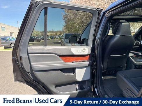 Certified 2023 Lincoln Navigator Reserve AWD/4WD image 13