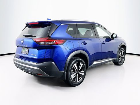 Used 2023 Nissan Rogue SL w/ SL Premium Package image 9