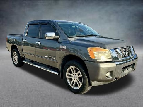 Used 2013 Nissan Titan SL w/ Heavy Metal Edition Pkg AWD/4WD image 3