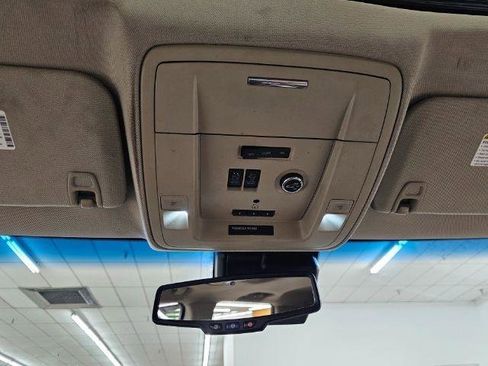 Used 2015 Chevrolet Tahoe LTZ AWD/4WD image 25