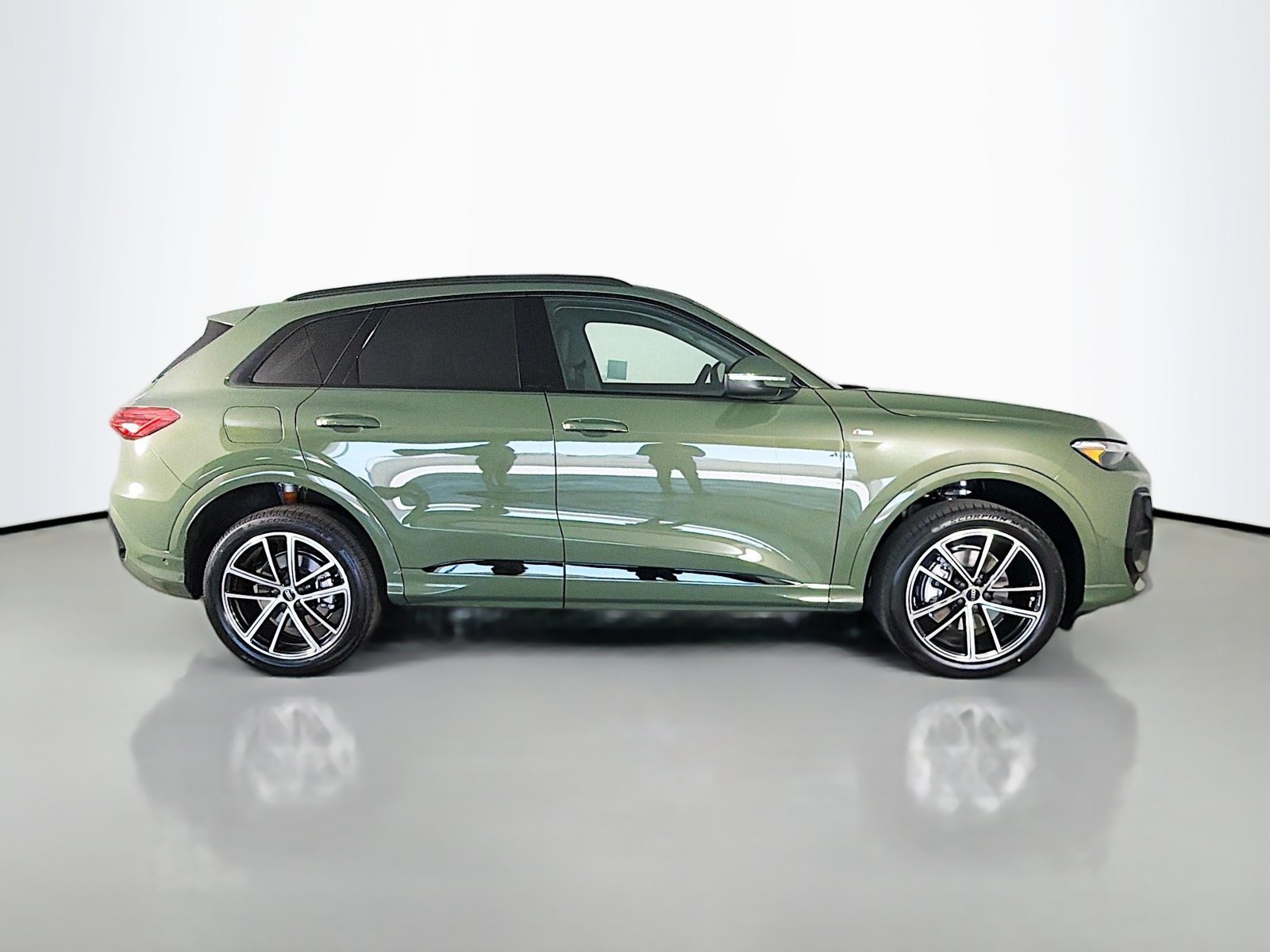 New 2026 Audi Q5 Premium Plus AWD/4WD image 8