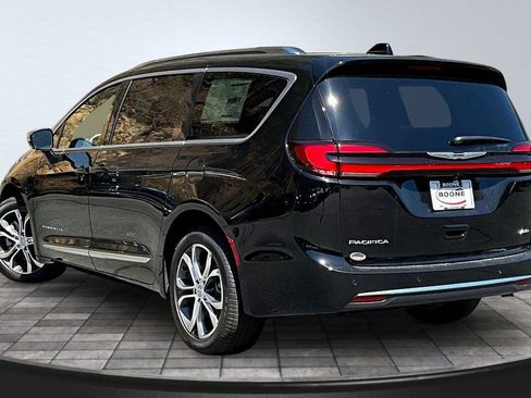 New 2026 Chrysler Pacifica Pinnacle AWD/4WD image 3
