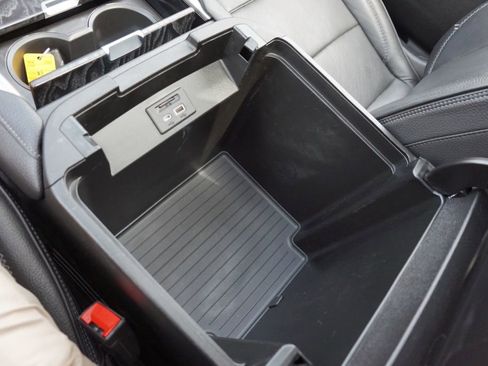 Used 2021 GMC Yukon Denali w/ Denali Premium Package image 58