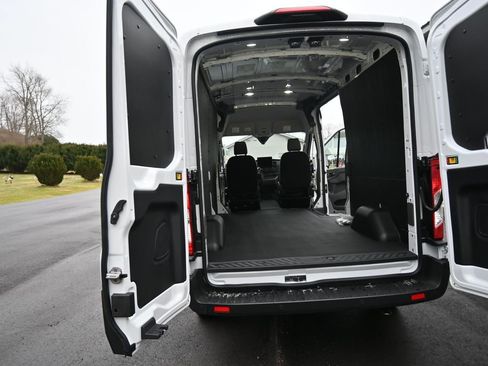 New 2026 Ford Transit 250 148 Medium Roof w/ Load Area Protection Package RWD image 93