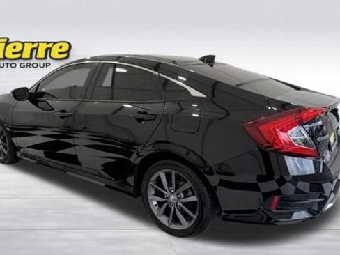Used 2019 Honda Civic EX image 2