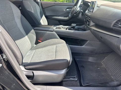 Used 2023 Nissan Rogue SV FWD image 13
