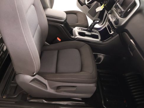 Used 2022 Chevrolet Colorado LT w/ Fleet Safety Package AWD/4WD image 13