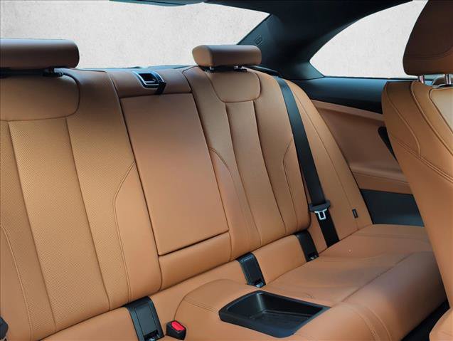 Used 2025 BMW 230i Coupe w/ M Sport Package RWD image 22
