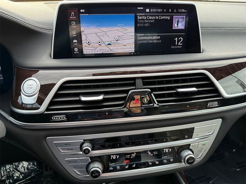 Used 2021 BMW 745e xDrive 745e xDrive w/ M Sport Package image 20