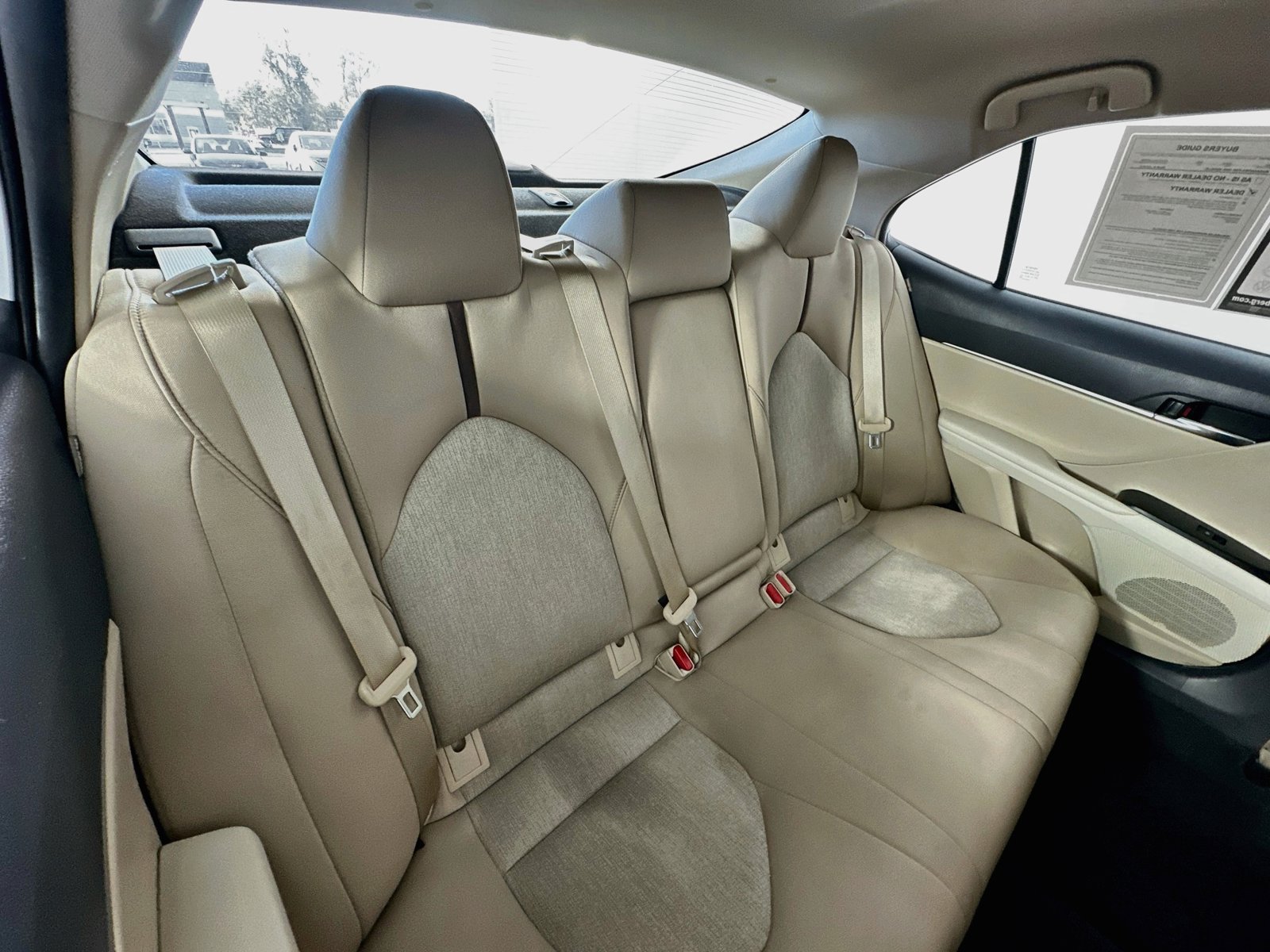 Used 2020 Toyota Camry LE FWD image 24