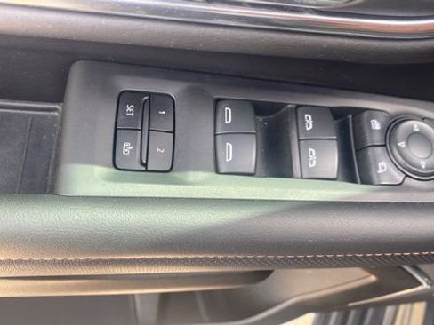 Used 2023 GMC Yukon AT4 w/ AT4 Premium Plus Package AWD/4WD image 10