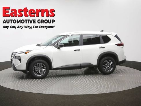 Used 2024 Nissan Rogue S AWD/4WD image 59