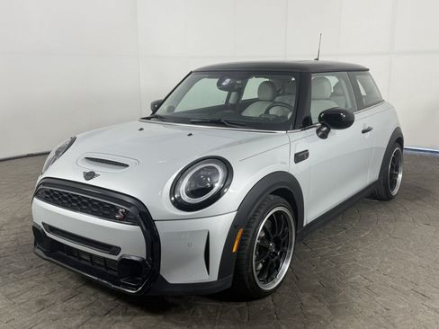 Used 2023 MINI Cooper S FWD image 3