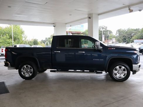 Used 2020 Chevrolet Silverado 2500 LTZ w/ LTZ Plus Package image 7