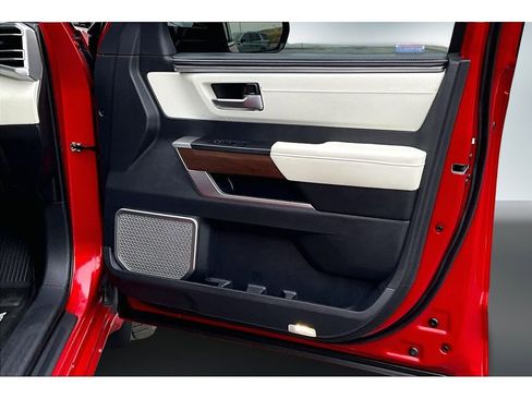 Used 2024 Toyota Sequoia Capstone image 28