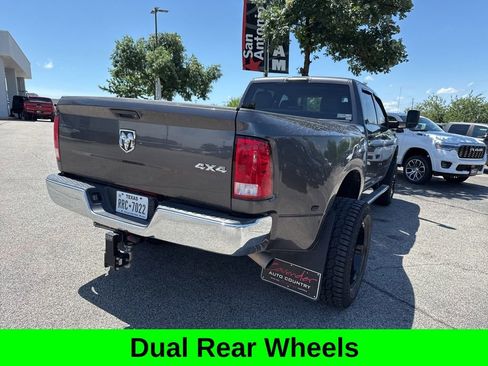 Used 2018 RAM 3500 Tradesman w/ Chrome Appearance Group AWD/4WD image 11