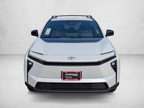 New 2026 Toyota bZ XLE Plus image 9
