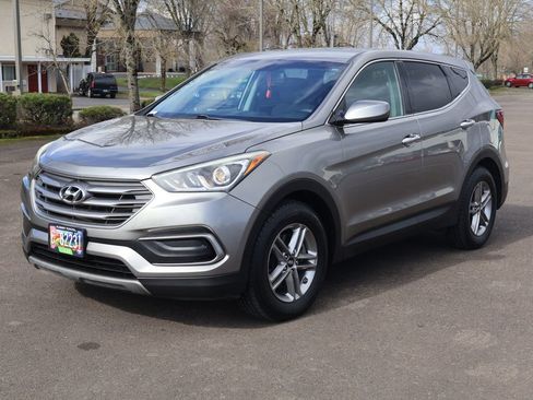 Used 2018 Hyundai Santa Fe Sport image 11