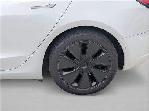 Used 2020 Tesla Model 3 Standard Range image 21
