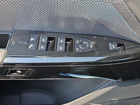 New 2025 BMW i7 xDrive60 image 28