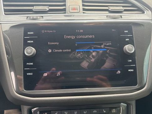 Used 2019 Volkswagen Tiguan SEL FWD image 34