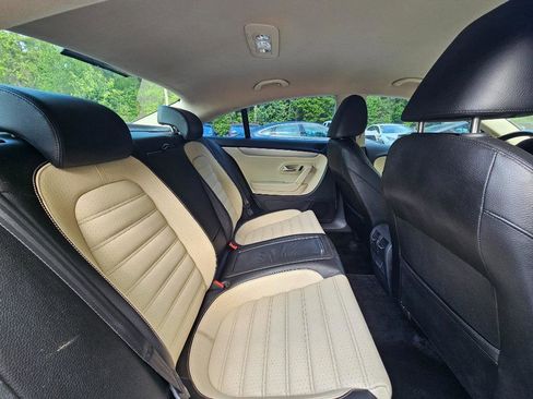 Used 2012 Volkswagen CC Sport image 30