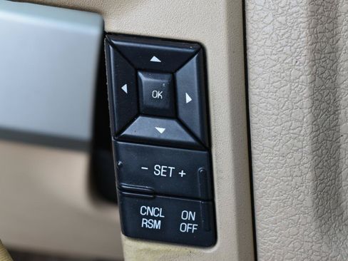 Used 2013 Ford F150 King Ranch w/ King Ranch Luxury Pkg AWD/4WD image 15