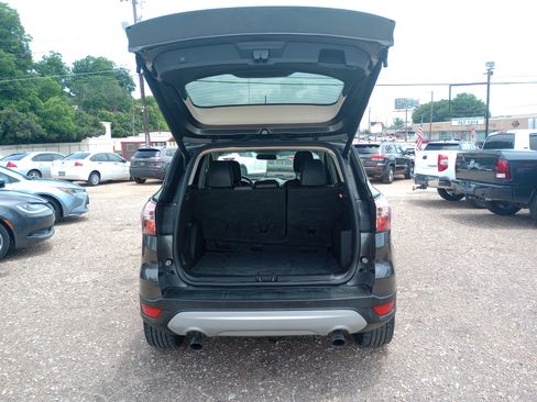 Used 2018 Ford Escape SEL FWD image 12